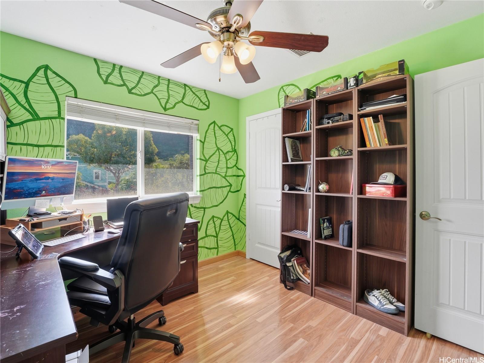 87-2201 Pakeke Street  Unit 65
