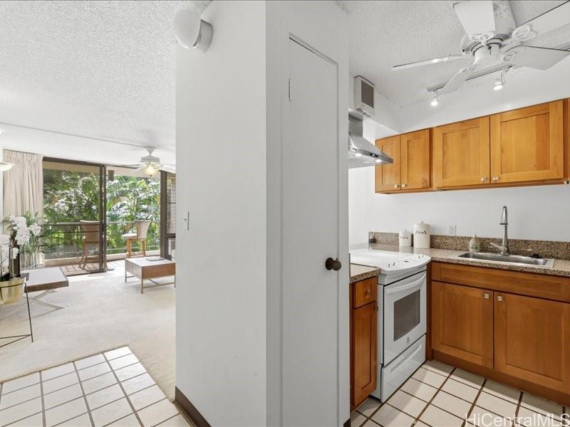 3138 Waialae Avenue  Unit 213