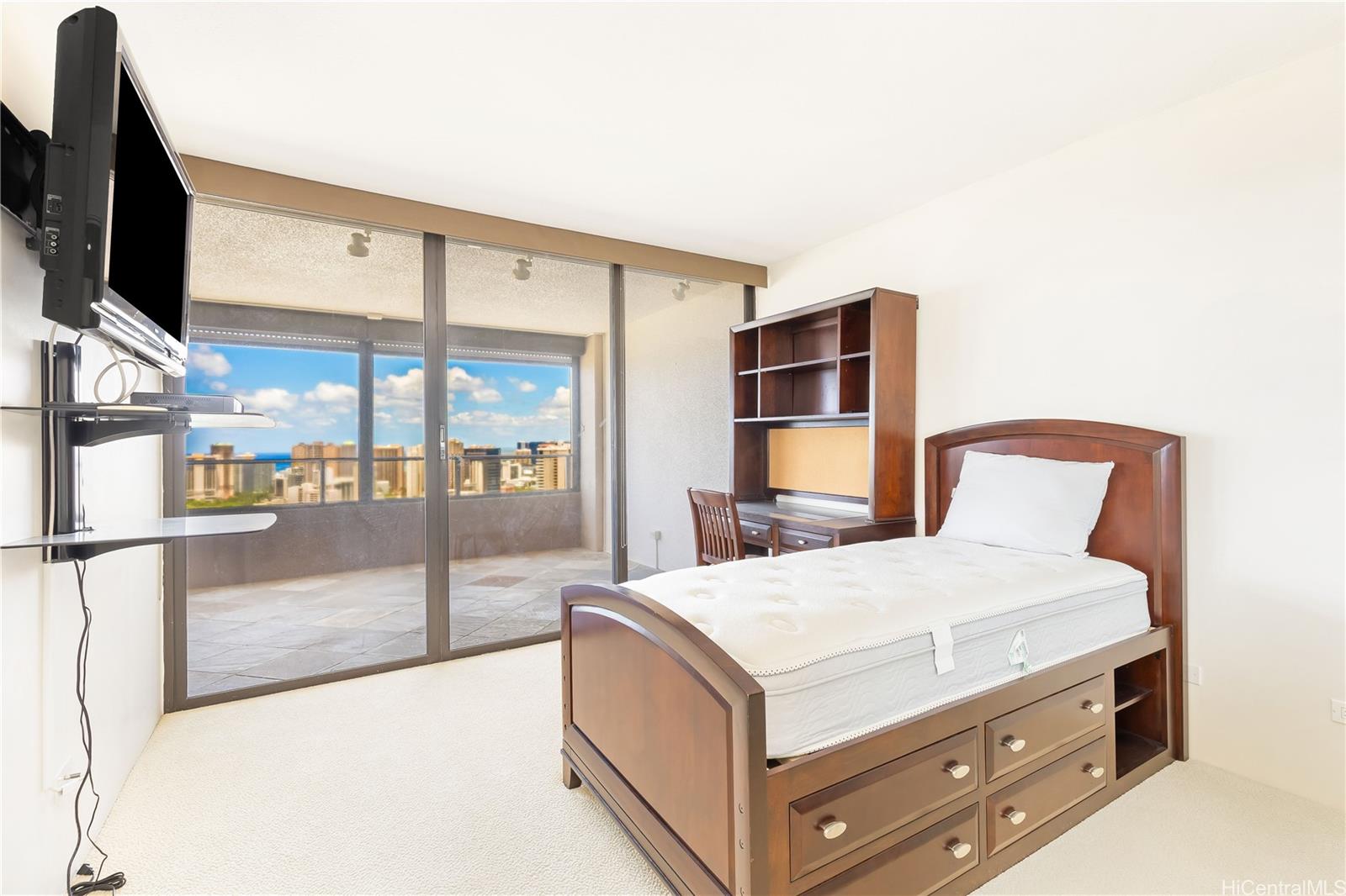 583 Kamoku Street  Unit PH7