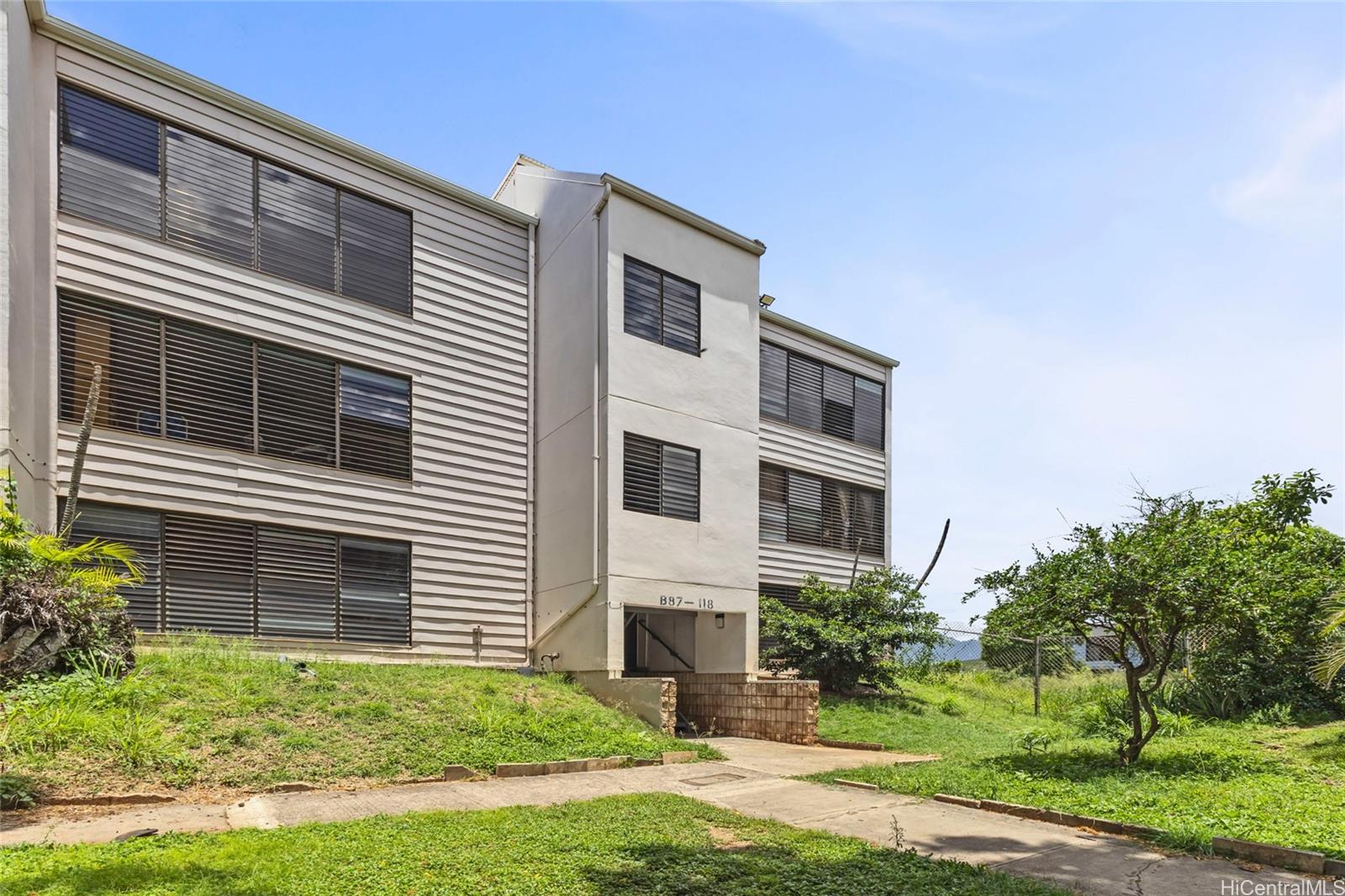87-118 Helelua Street  Unit B306