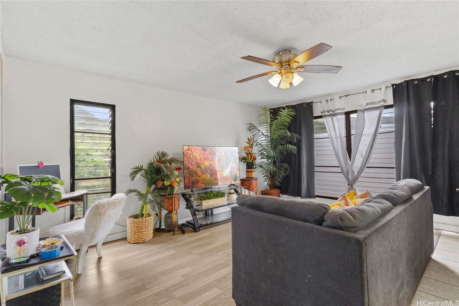 87-118 Helelua Street  Unit B306