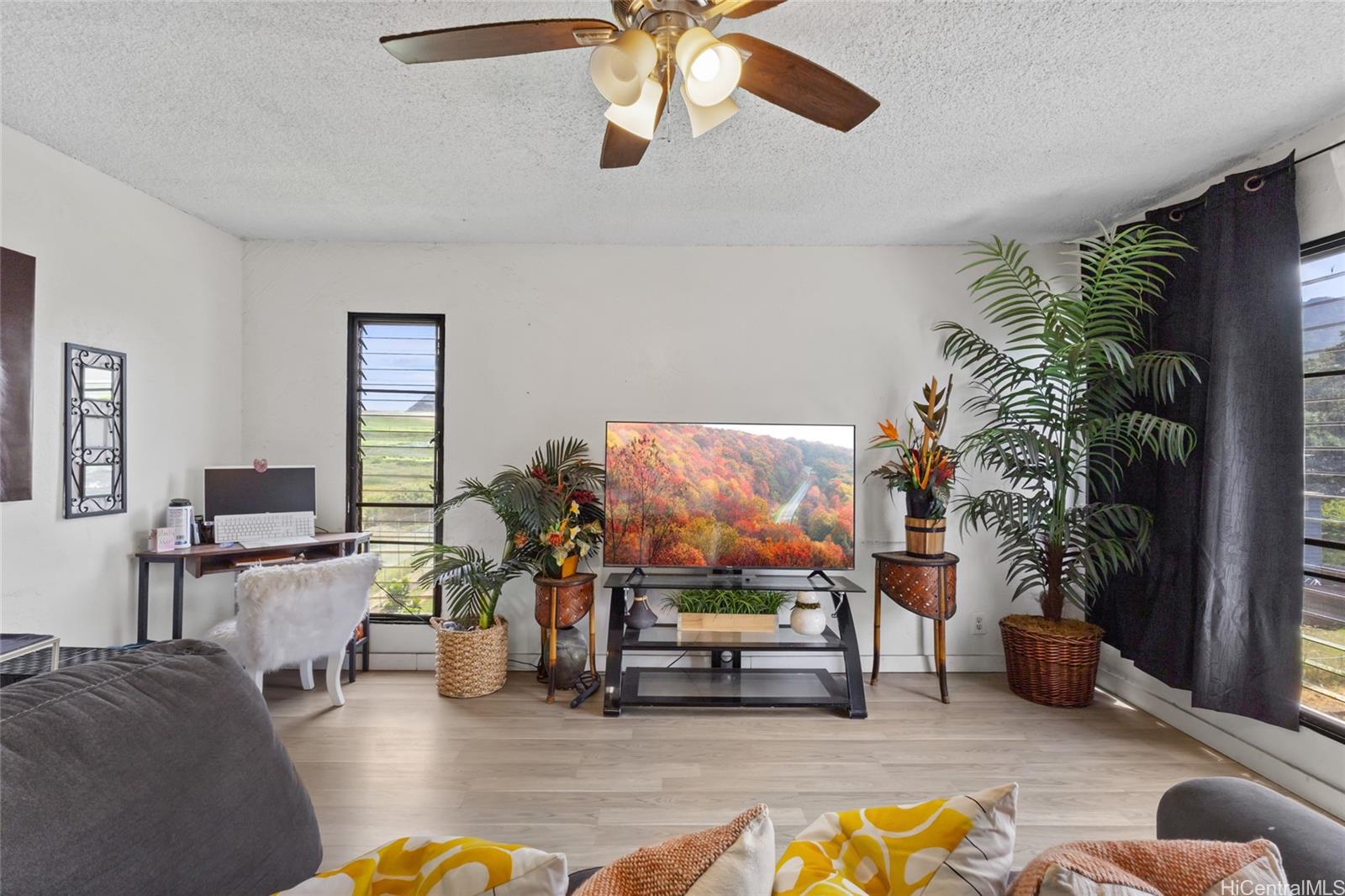 87-118 Helelua Street  Unit B306