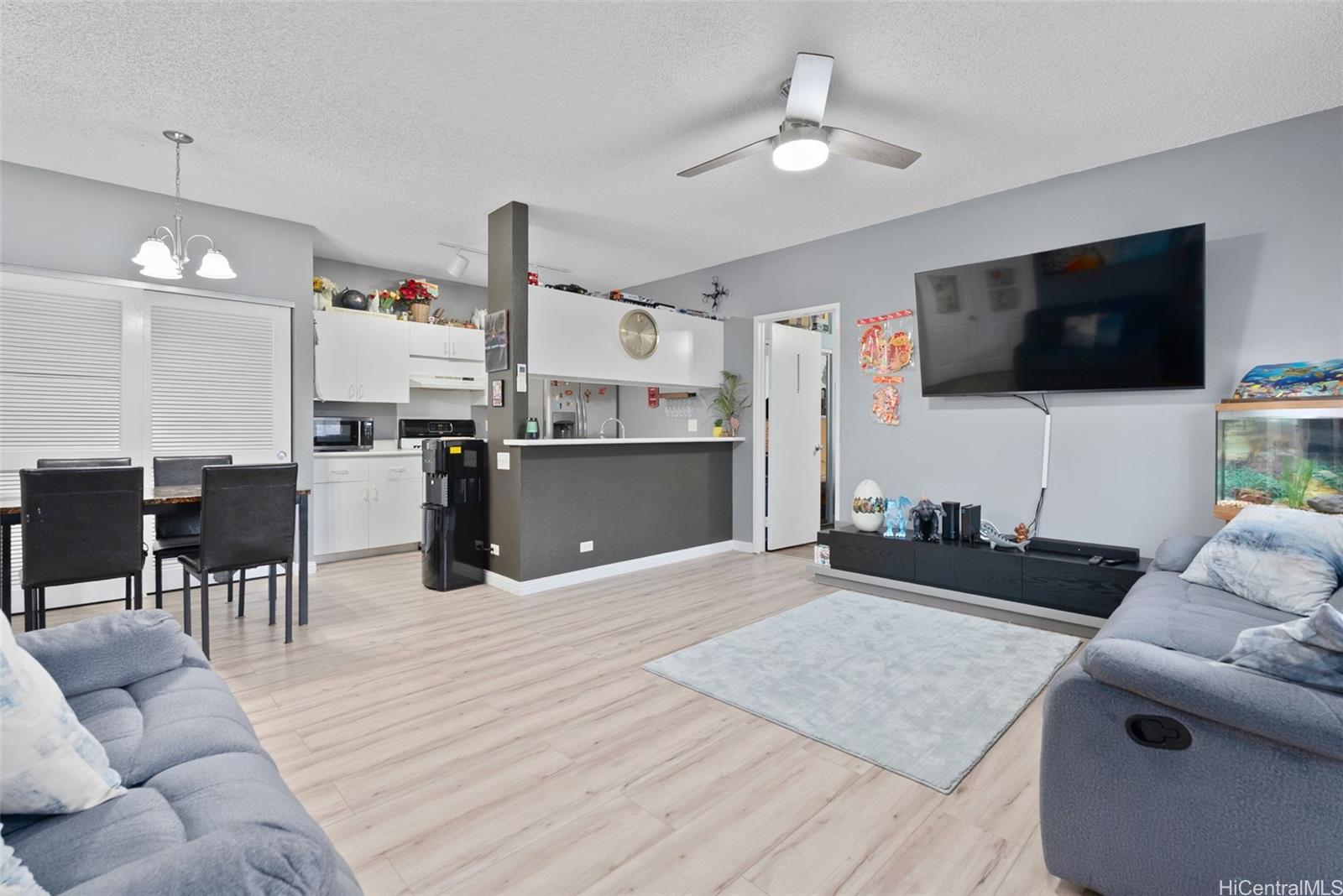 91-609 Puamaeole Street  Unit 34S