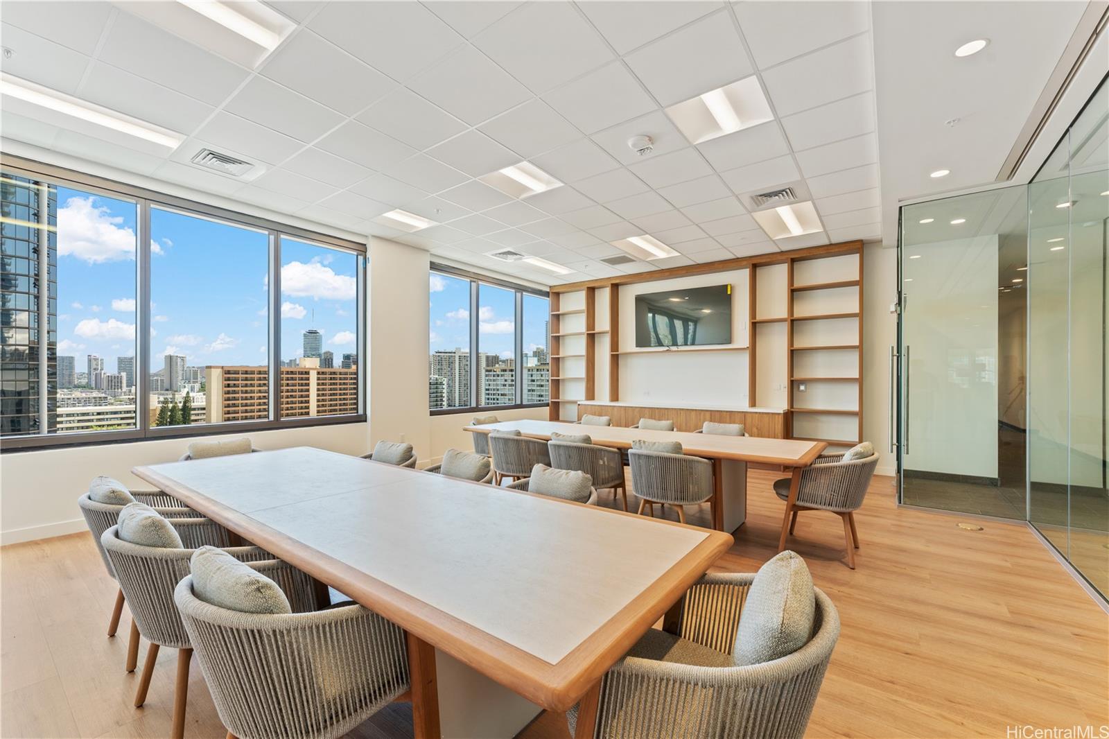 1500 Rycroft Street  Unit 4018R