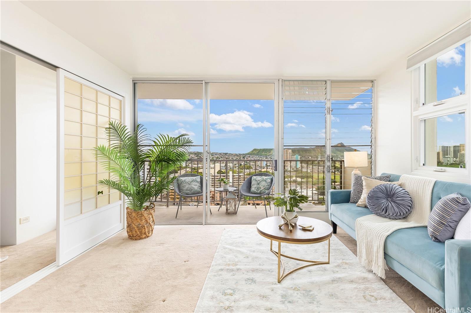 2754 Kuilei Street  Unit 1704