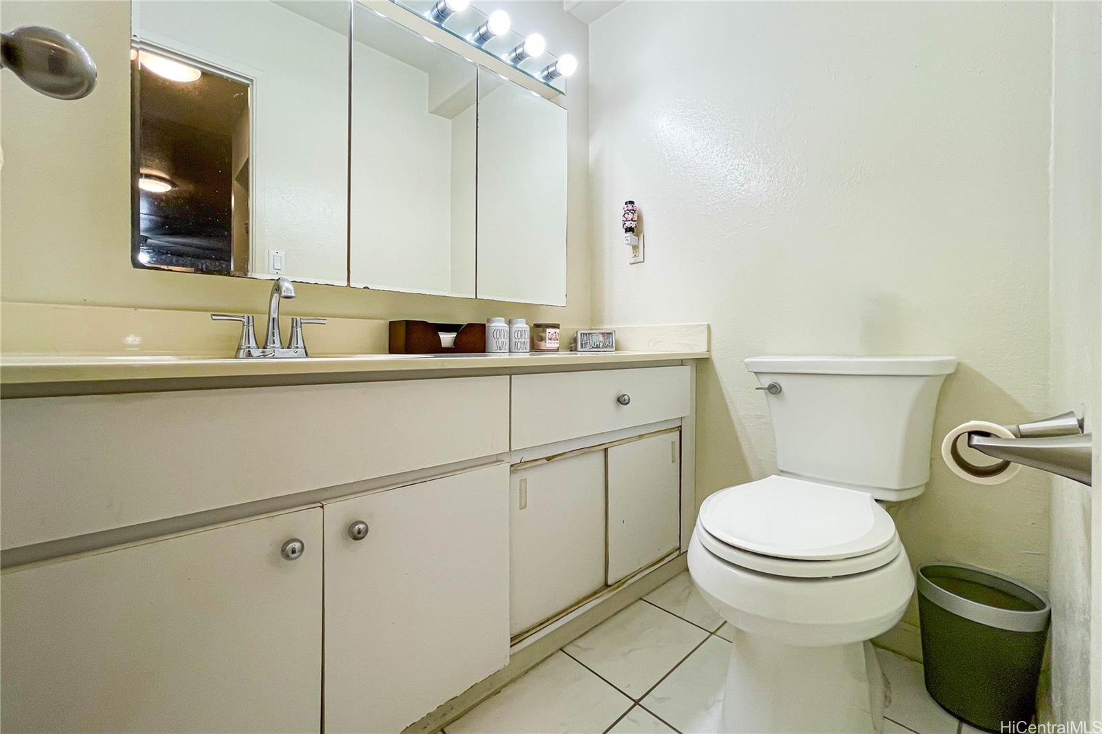 94-061 Kuahelani Avenue  Unit 132