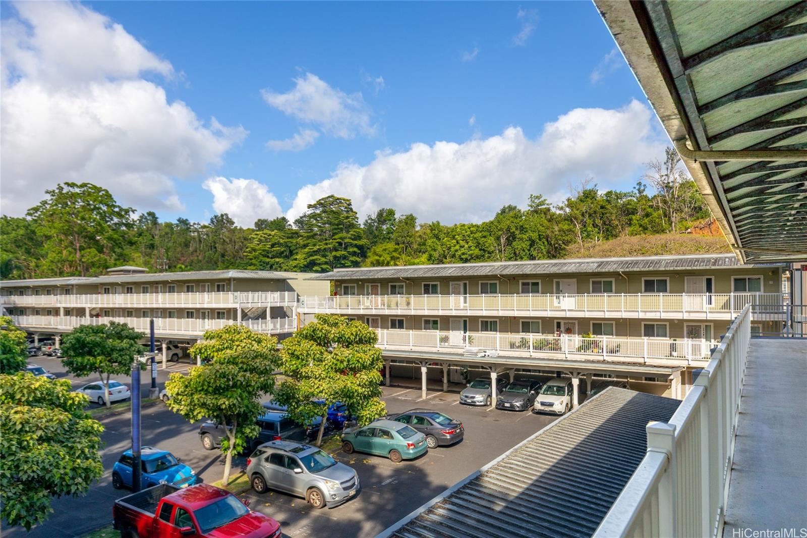 Photo 14 of 16