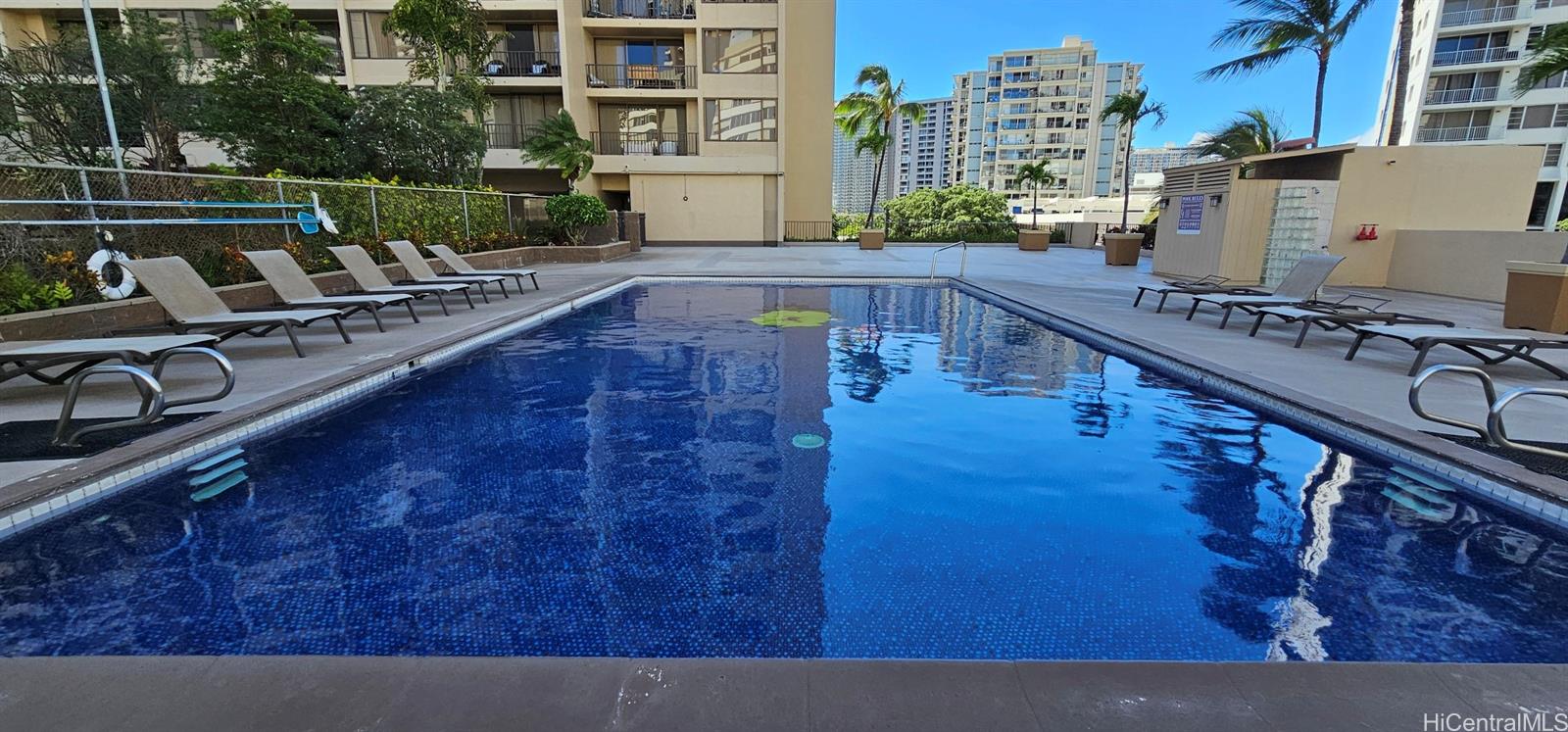 411 Hobron Lane  Unit 3705