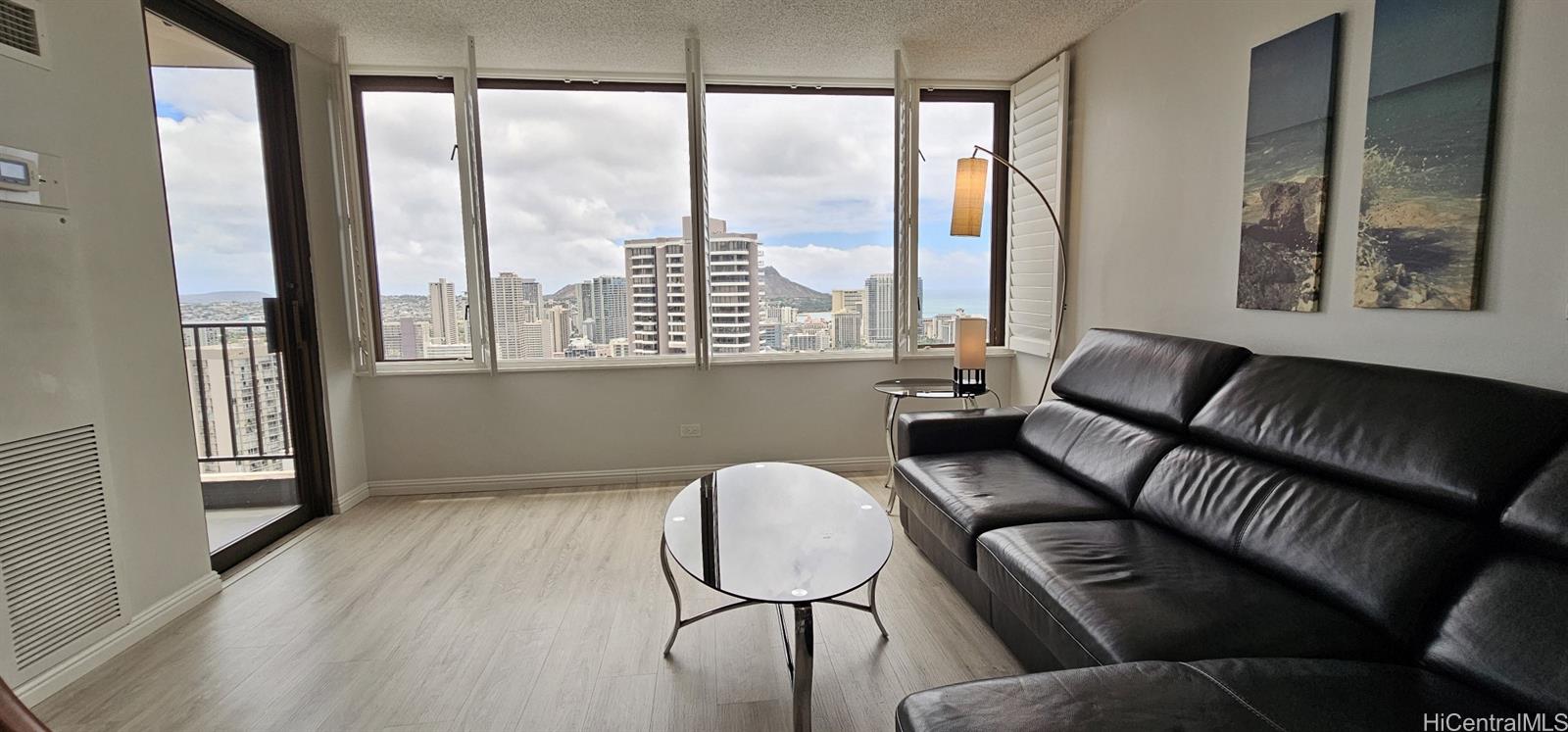 411 Hobron Lane  Unit 3705