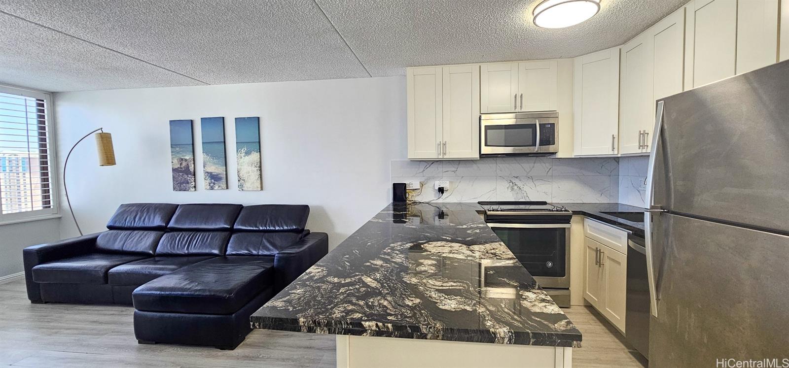 411 Hobron Lane  Unit 3705