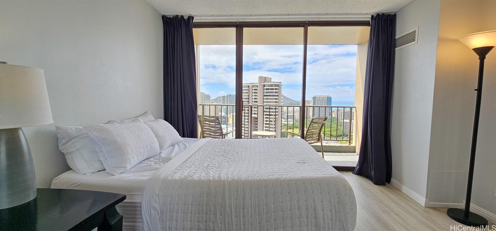 411 Hobron Lane  Unit 3705