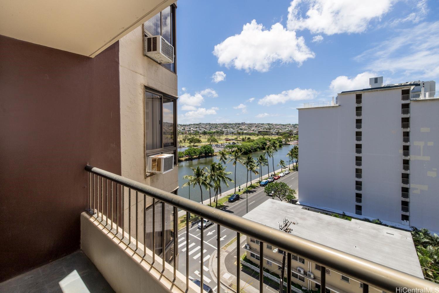 320 Liliuokalani Avenue  Unit 902