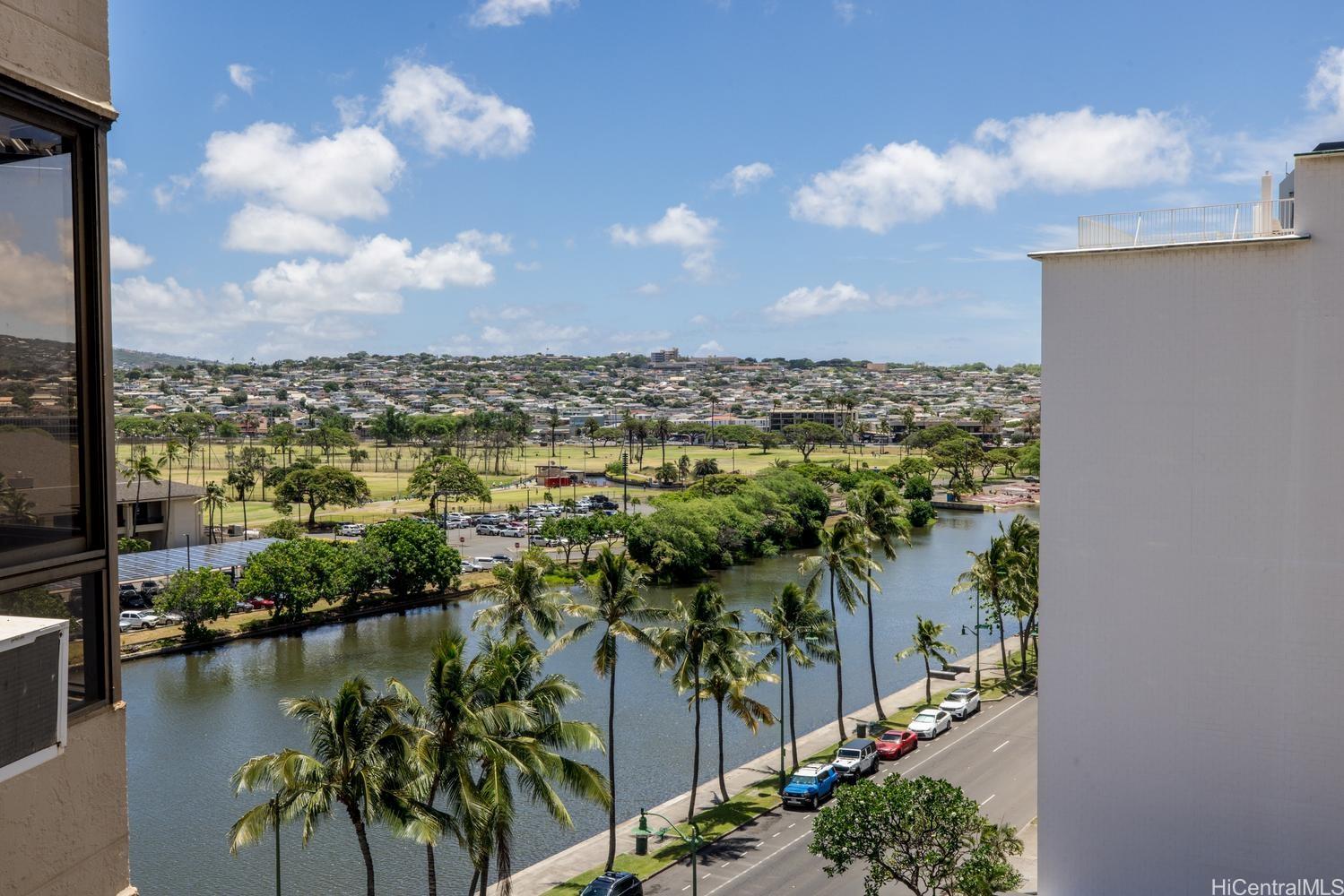 320 Liliuokalani Avenue  Unit 902