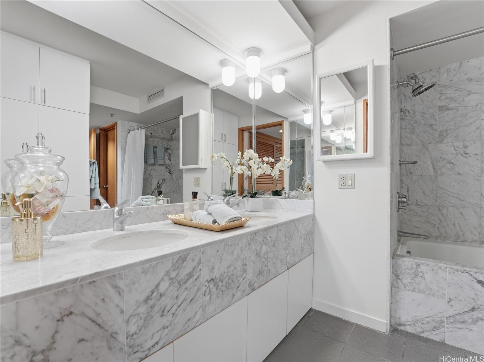 1330 Ala Moana Boulevard  Unit 2902