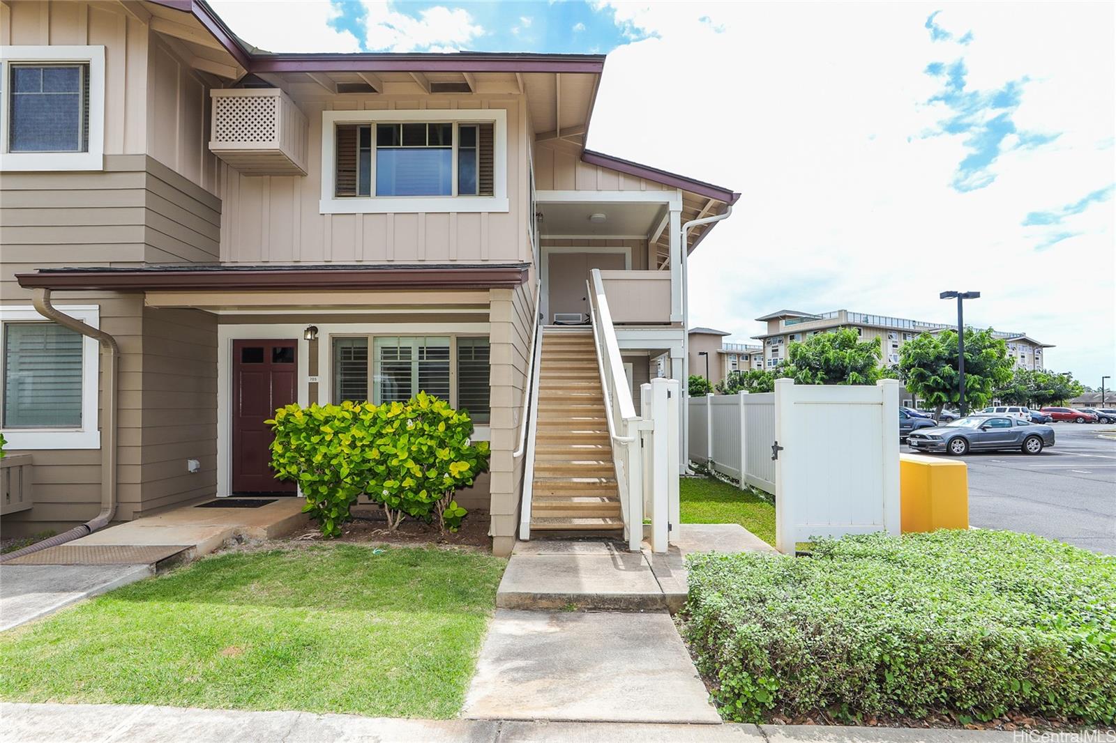 91-1025 Kamaaha Avenue  Unit 705