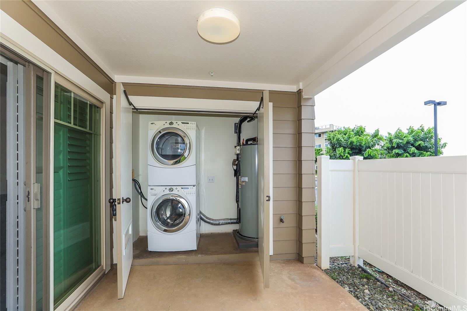 91-1025 Kamaaha Avenue  Unit 705