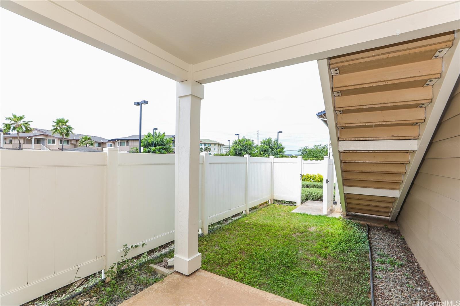 91-1025 Kamaaha Avenue  Unit 705