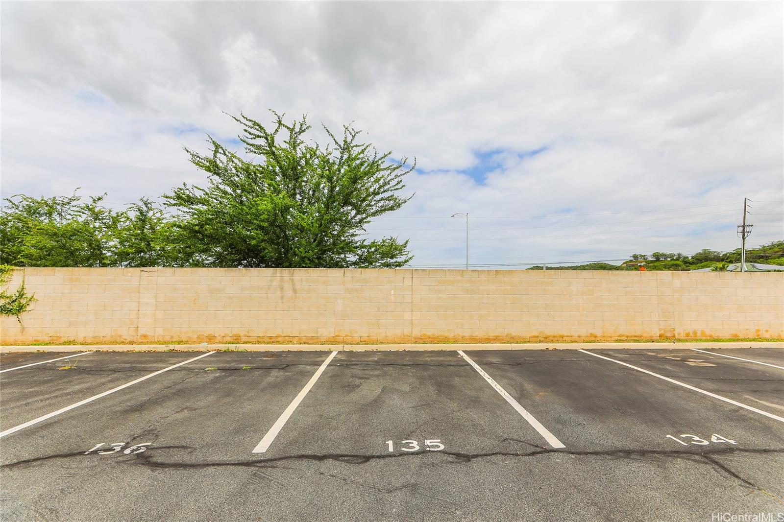 91-1025 Kamaaha Avenue  Unit 705