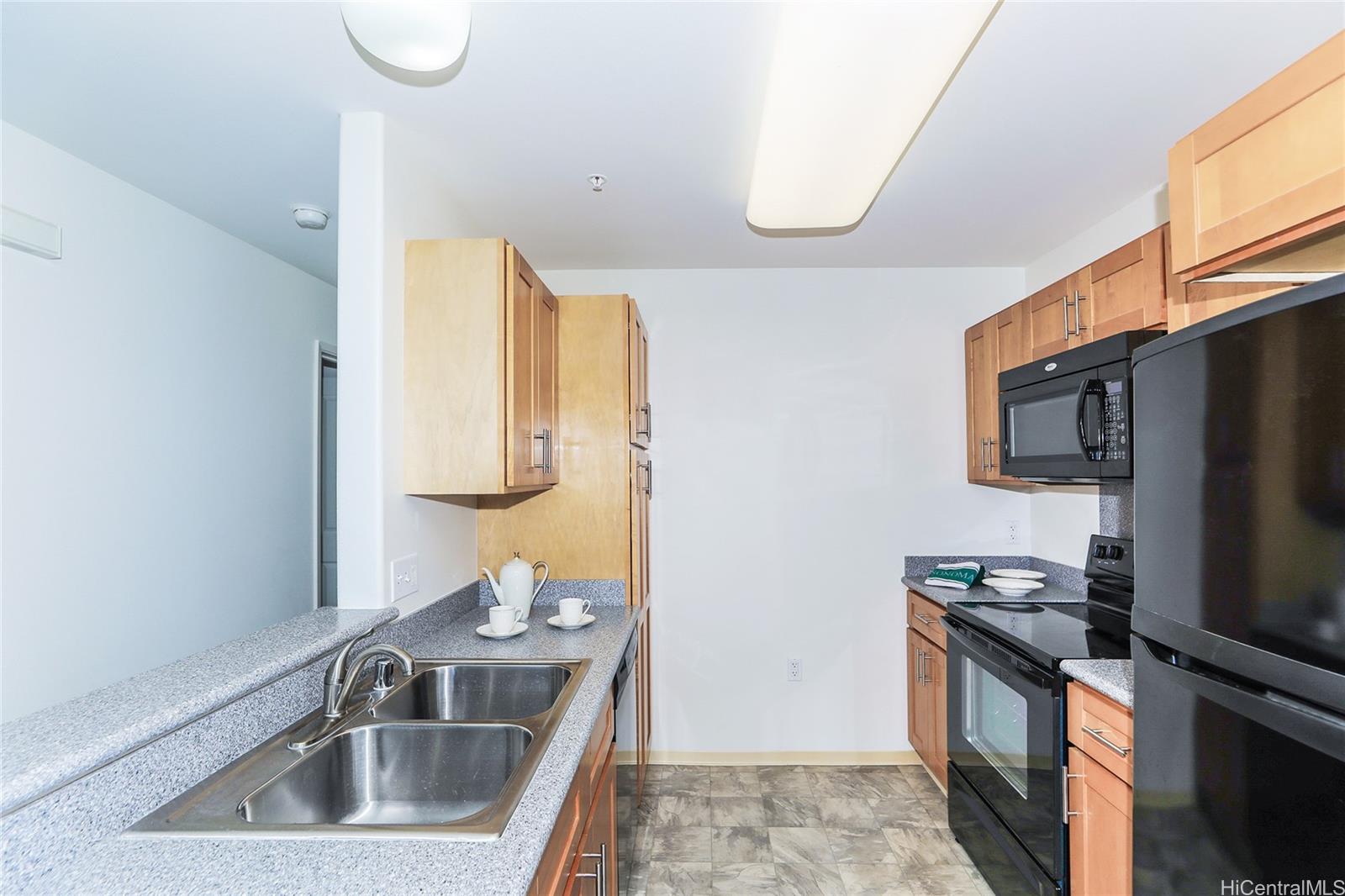 91-1025 Kamaaha Avenue  Unit 705