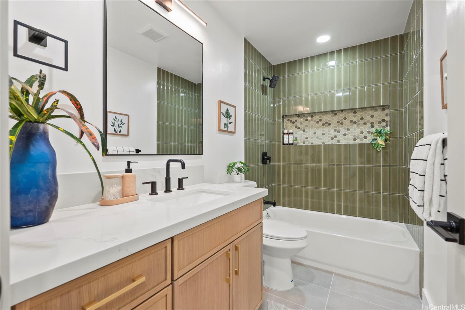 1287 Puualoha Street
