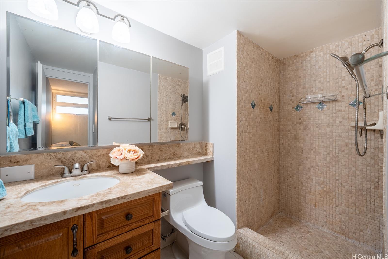 4300 Waialae Avenue  Unit A203