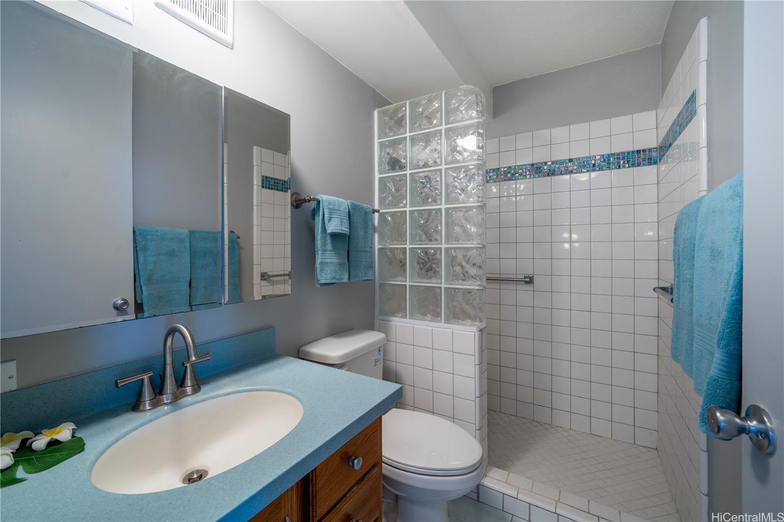 4300 Waialae Avenue  Unit A203