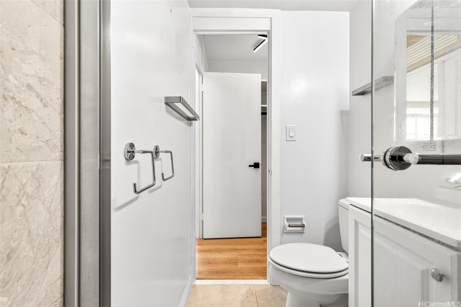 445 Kaiolu Street  Unit 401