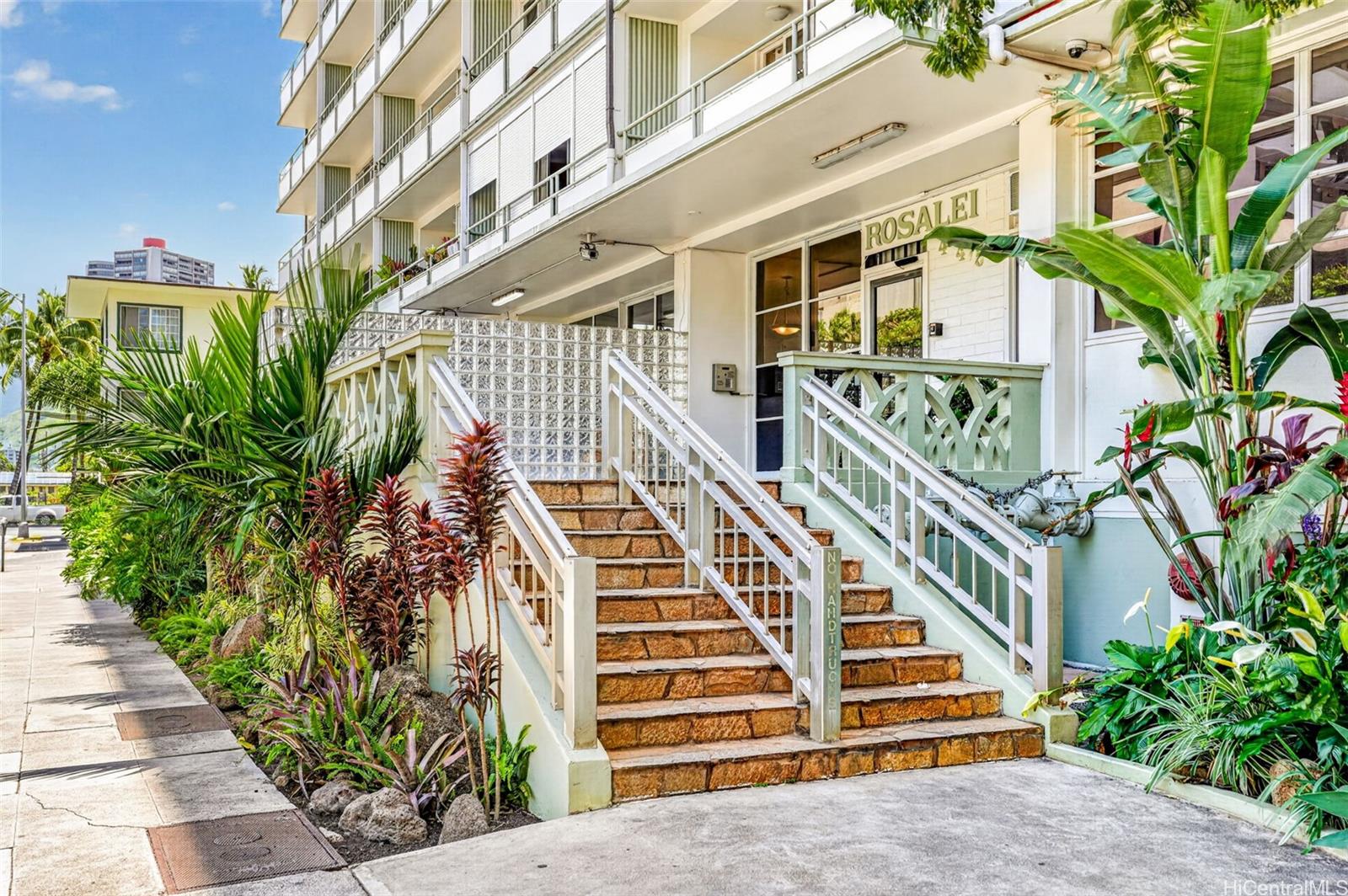 445 Kaiolu Street  Unit 401
