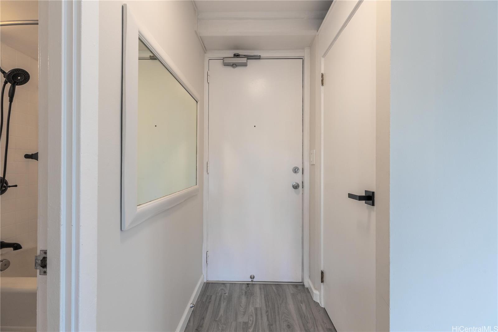 445 Kaiolu Street  Unit 604