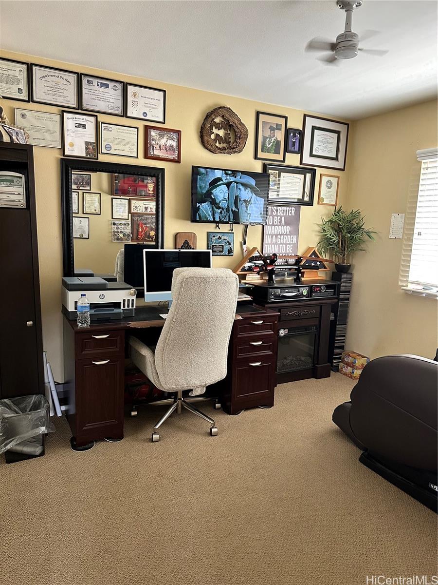Photo 13 of 25