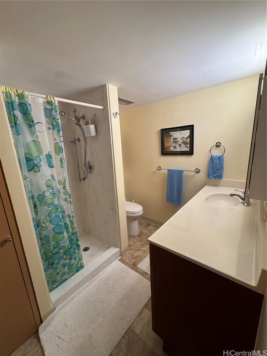 2825 S King Street  Unit 1204