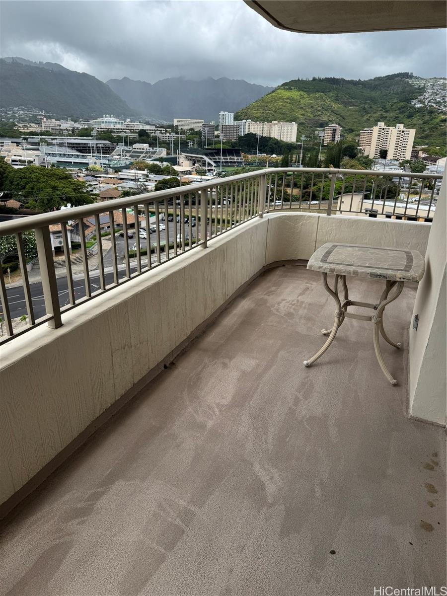 2825 S King Street  Unit 1204
