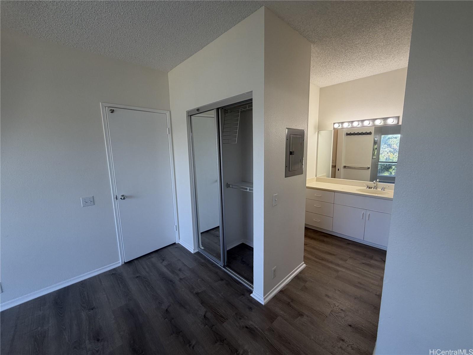 91-289 Hanapouli Circle  Unit 5J