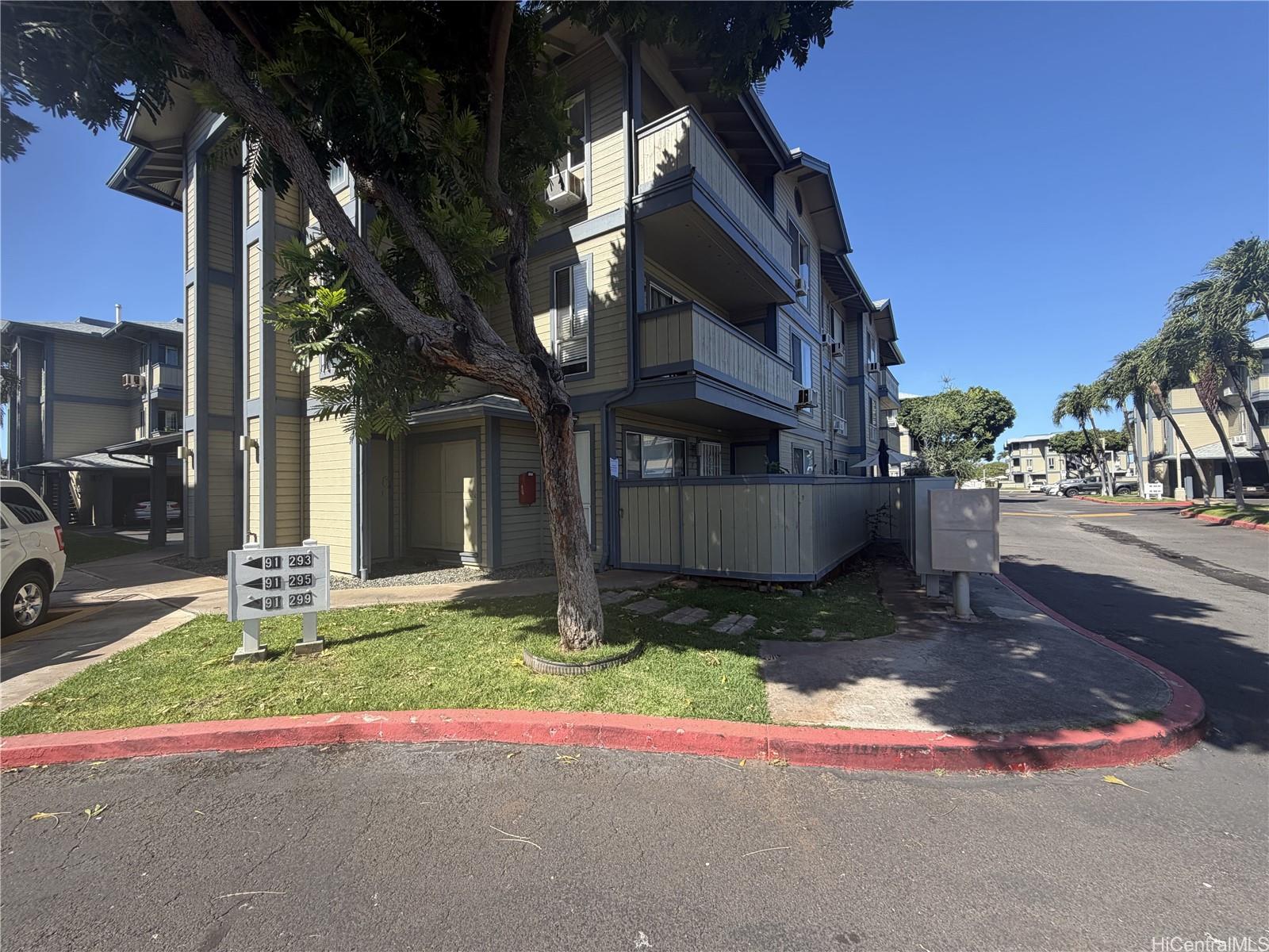 91-289 Hanapouli Circle  Unit 5J