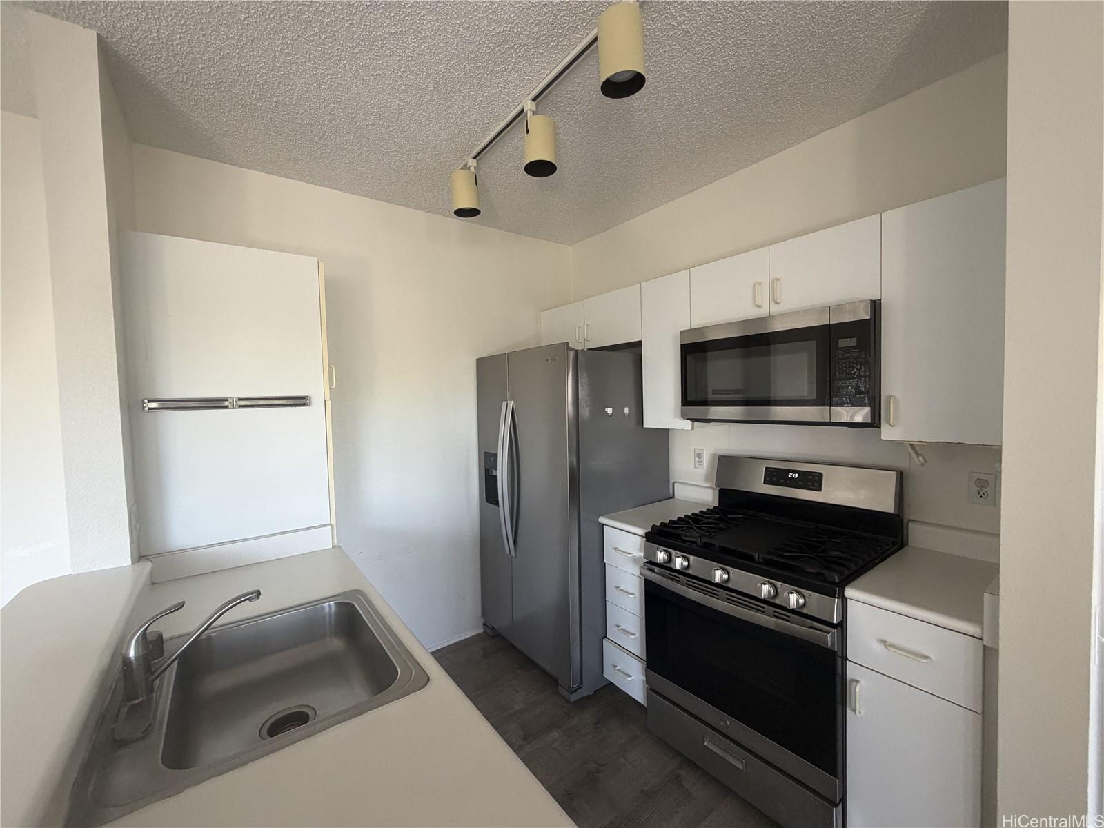 91-289 Hanapouli Circle  Unit 5J