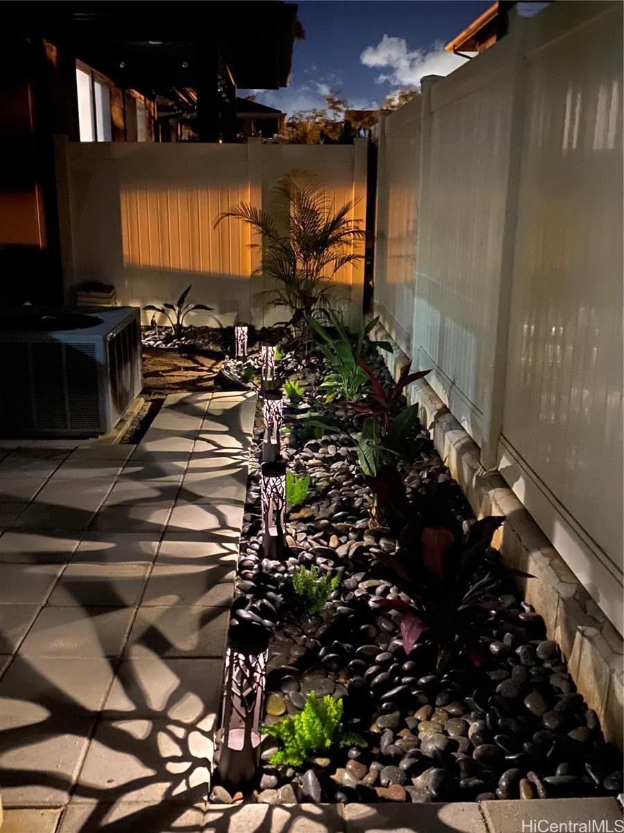 Photo 22 of 25