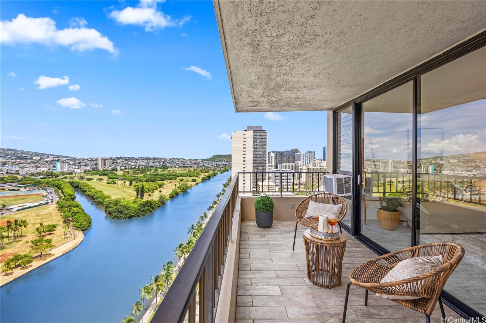 2121 Ala Wai Boulevard 2506