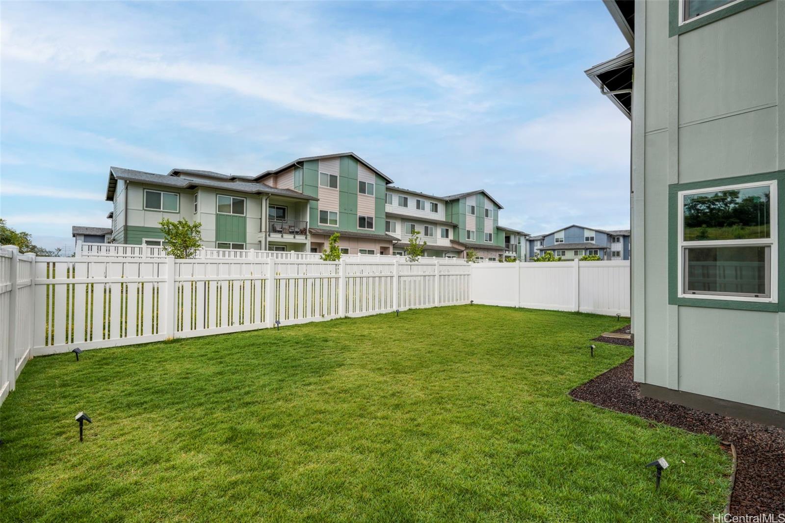 91-4099 Hikuono Street 1614