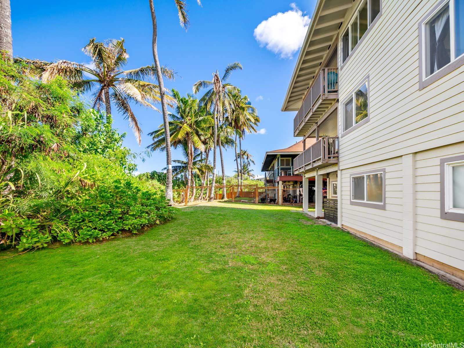 67333 Kiapoko Place  Unit A&B