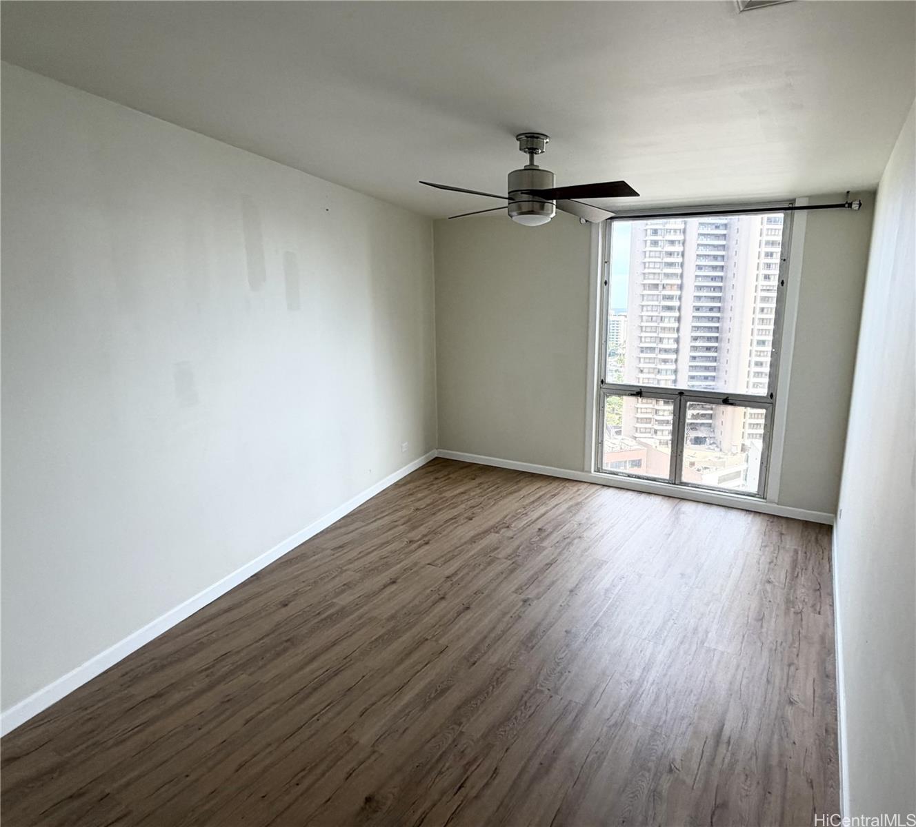 469 Ena Road  Unit 2103