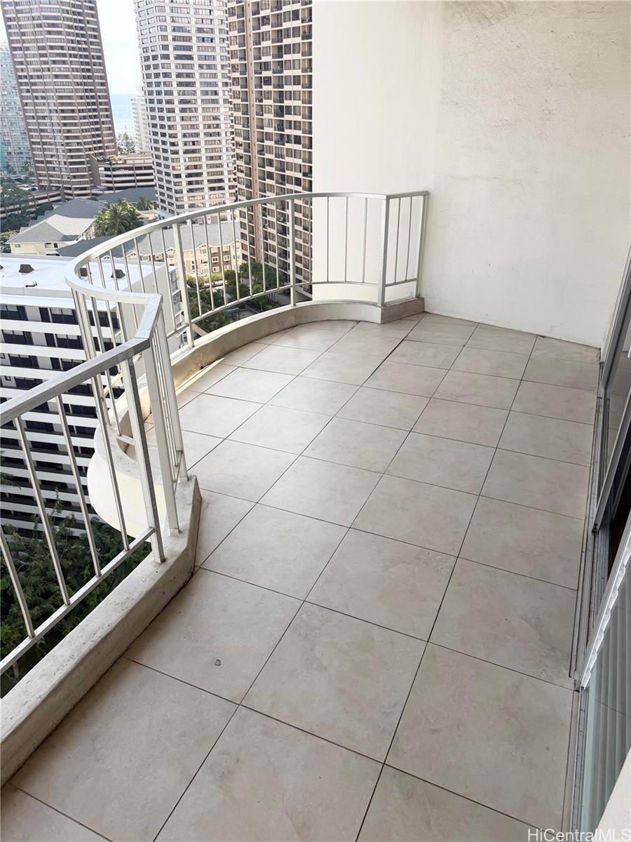 469 Ena Road  Unit 2103