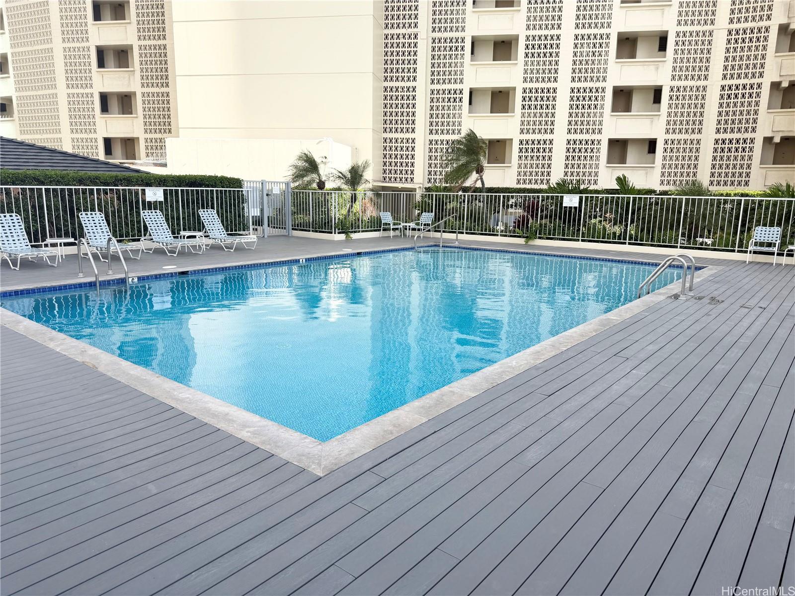 469 Ena Road  Unit 2103