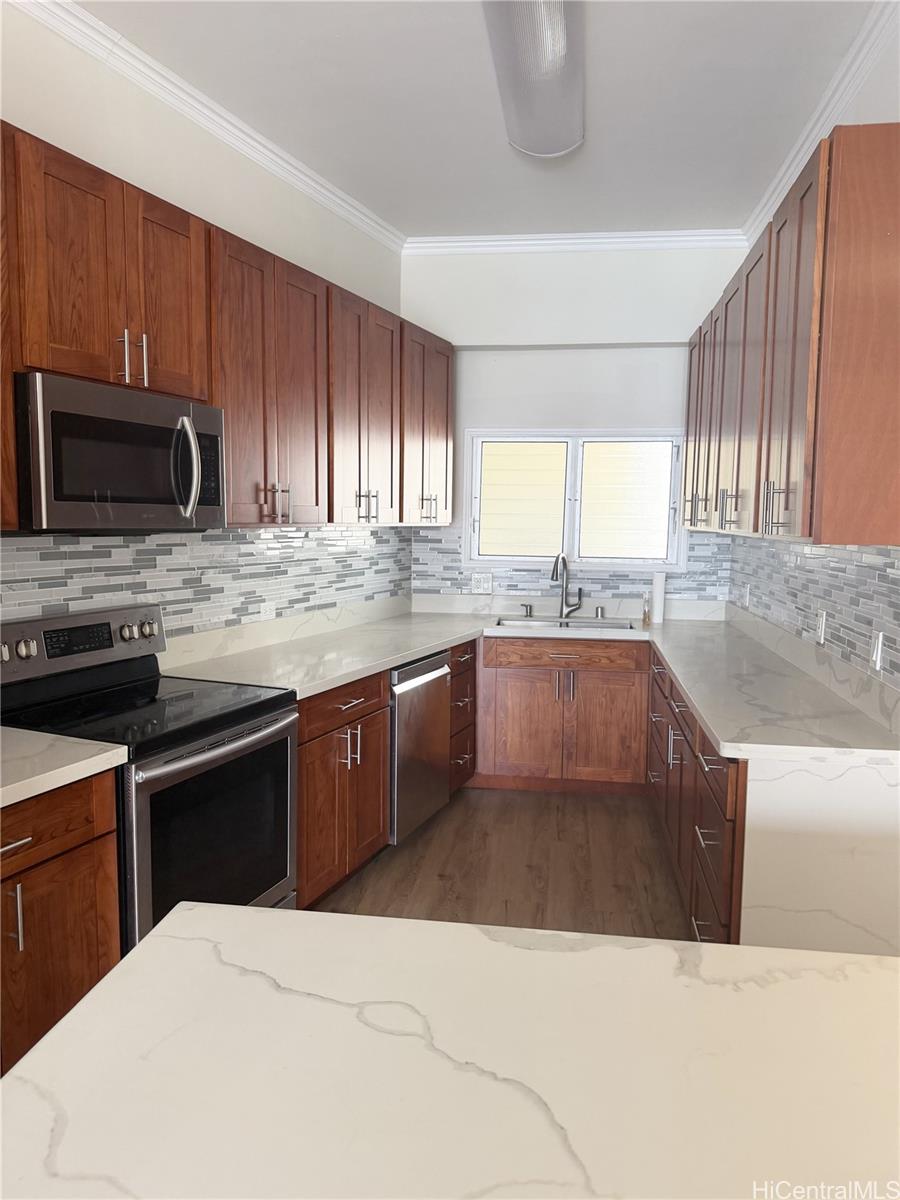 469 Ena Road  Unit 2103
