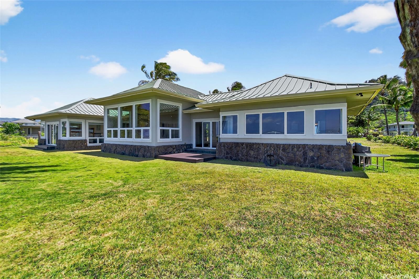 54-327 Kamehameha Highway  Unit 1B