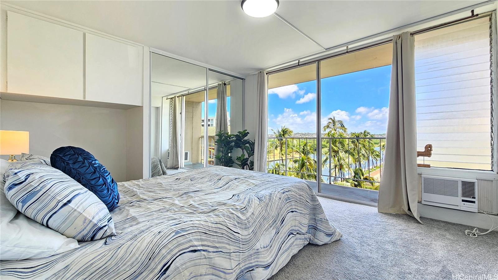 2115 Ala Wai Boulevard  Unit 804