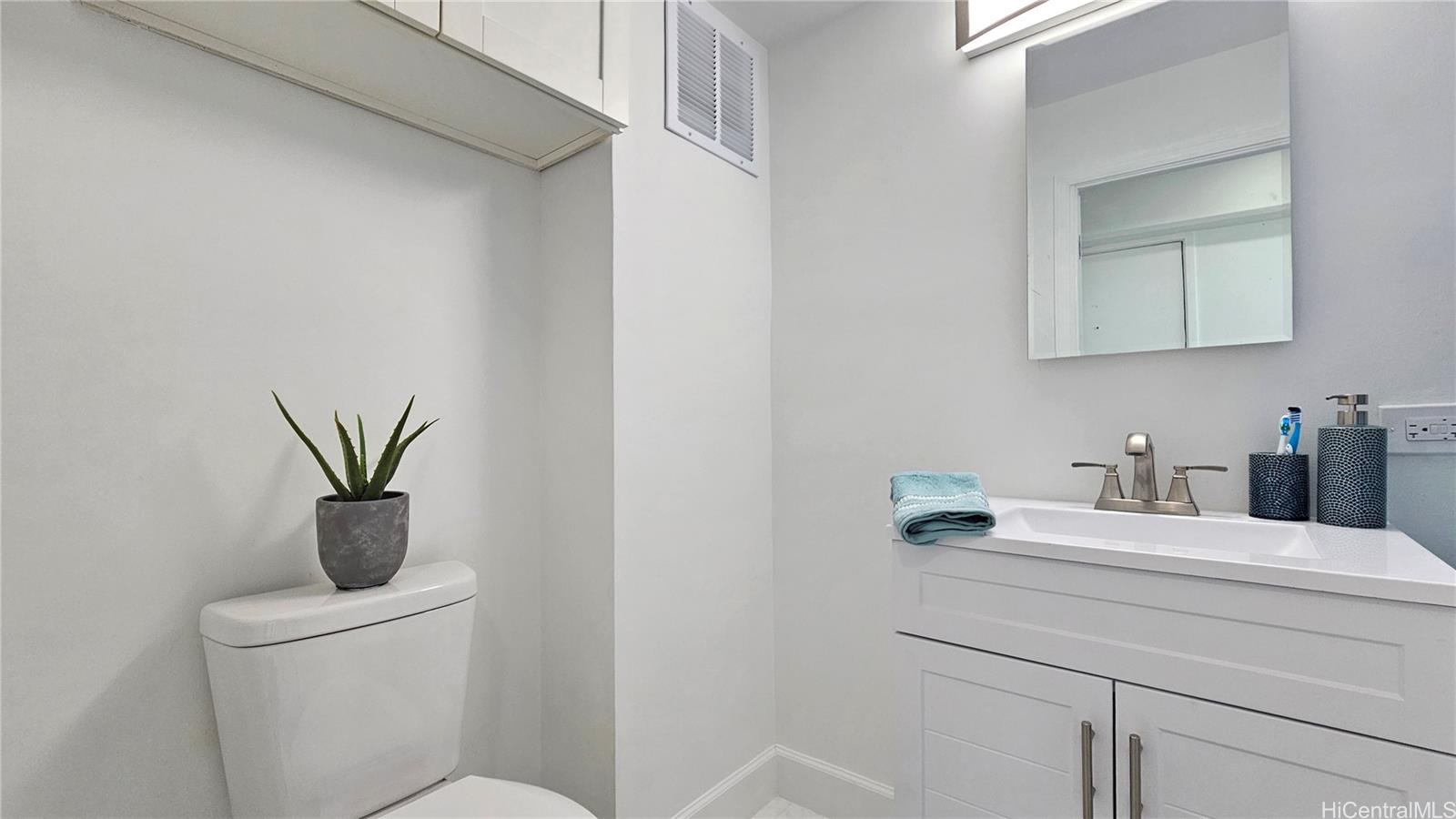 2115 Ala Wai Boulevard  Unit 804