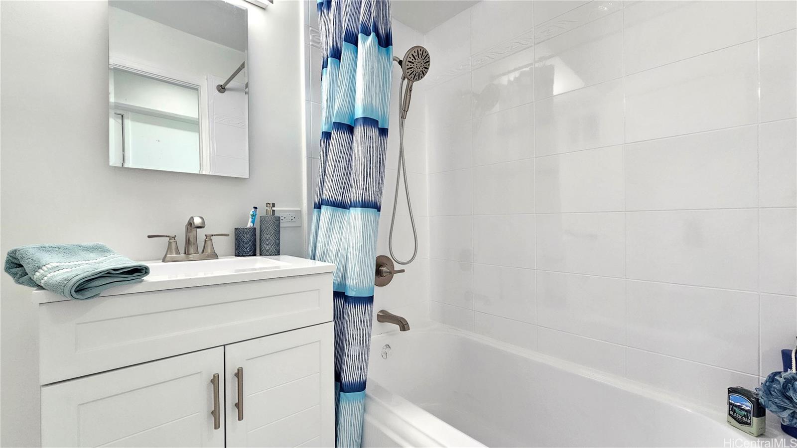 2115 Ala Wai Boulevard  Unit 804