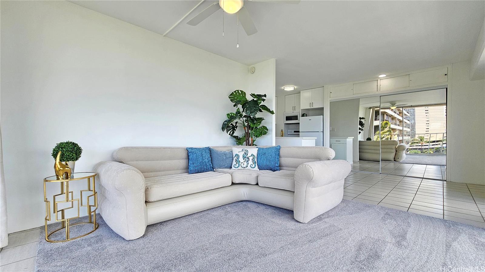 2115 Ala Wai Boulevard  Unit 804