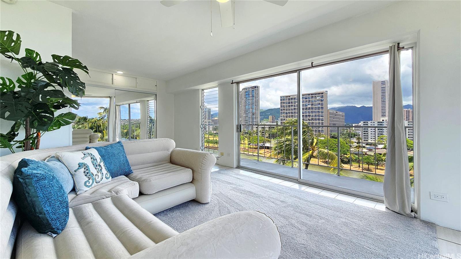 2115 Ala Wai Boulevard  Unit 804