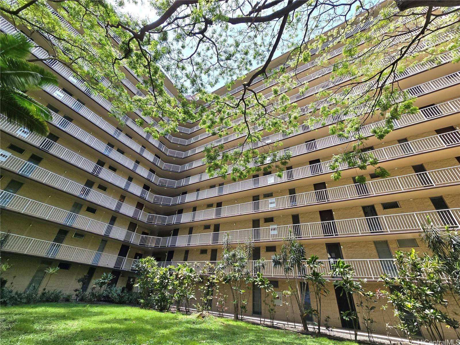 Photo 17 of 20
